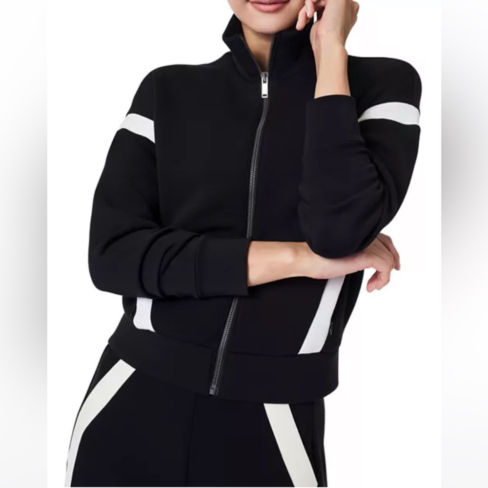 NWT Spanx Women’s AirEssentials Striped Track Jacket Black/White XL **SOLD OUT**